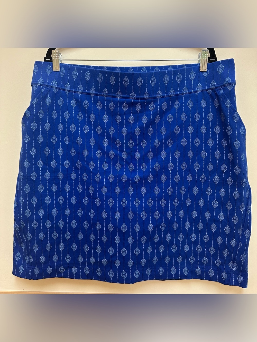 Duluth Trading Co Blue Patterned Women’s Skort
